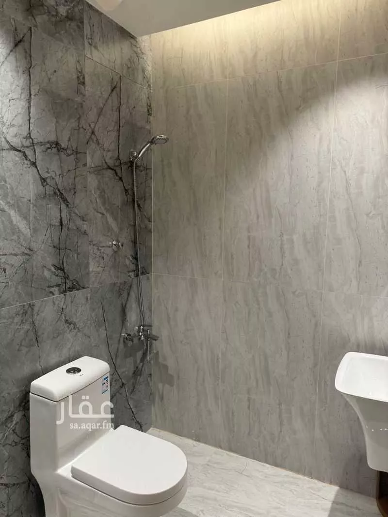 1 bedroom apartment in Al Aridh 6