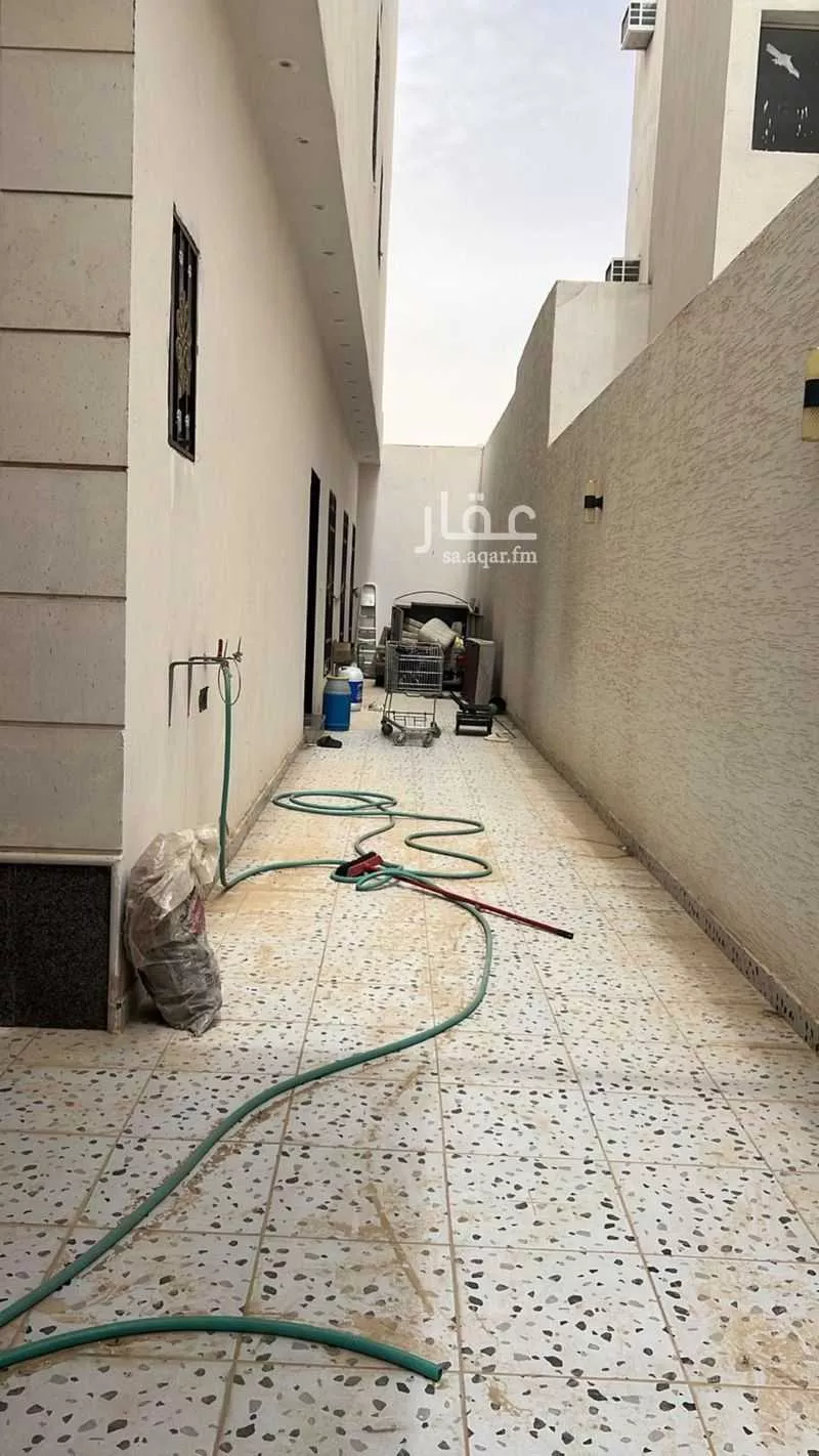 10 bedroom villa in Al Bariah, Riyadh 4