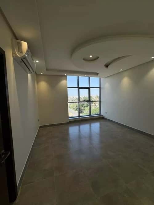 4 bedroom apartment in Al Marwa 2