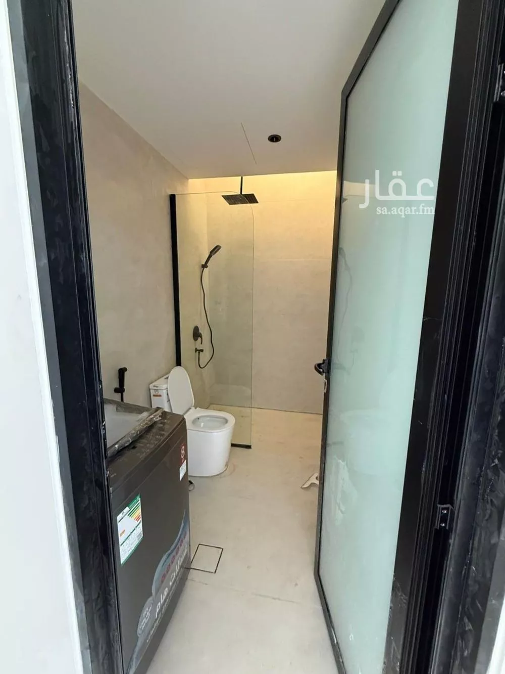 3 bedroom floor in Al Aridh 4