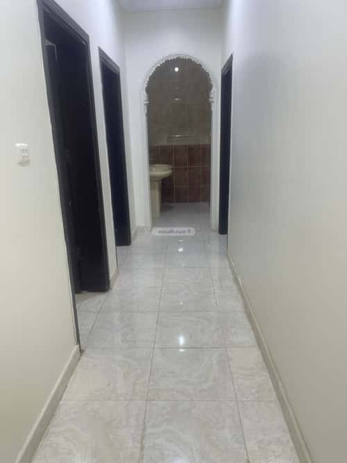 5 bedroom apartment in Al Falah 1