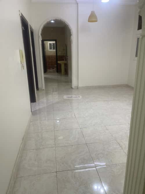 5 bedroom apartment in Al Falah 6