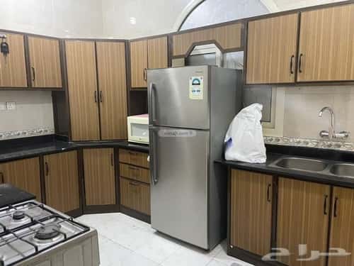 4 bedroom apartment in Al Marwa 8