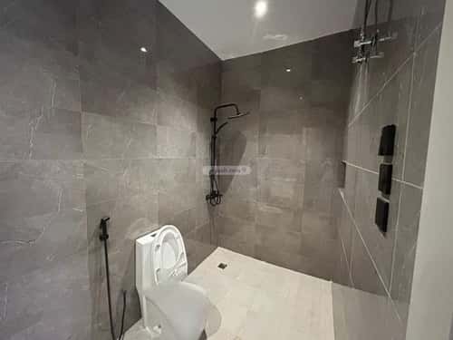 5 bedroom apartment in Al Marwa 5