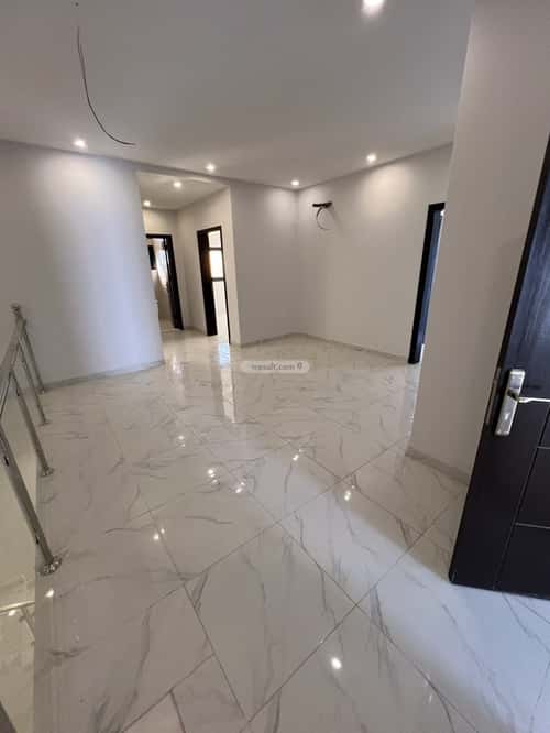 4 bedroom villa in Az Zomorod, Jeddah 7