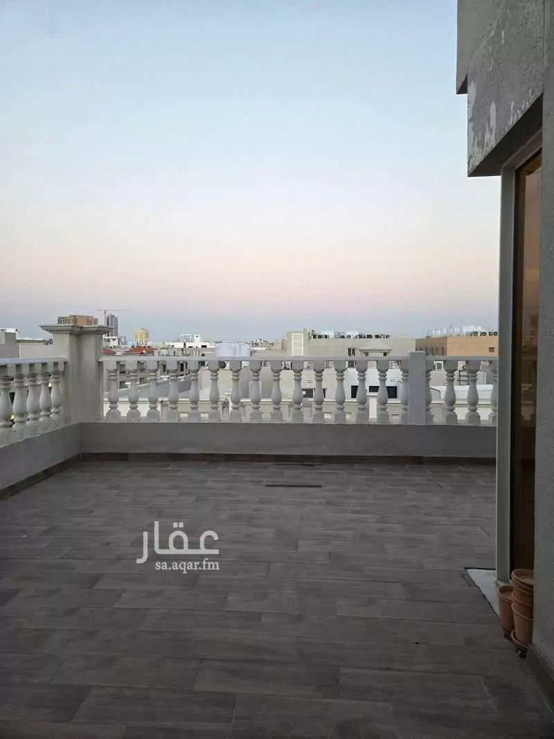 شقة 2 غرف في الحمرا 10