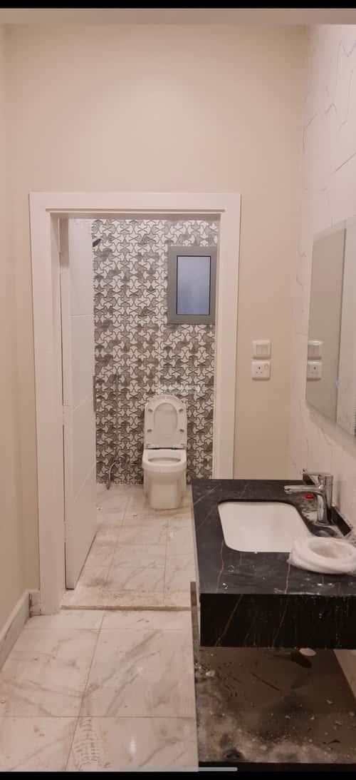 7 bedroom apartment in Al Marwa 8