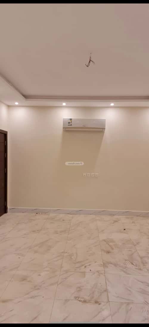 7 bedroom apartment in Al Marwa 6
