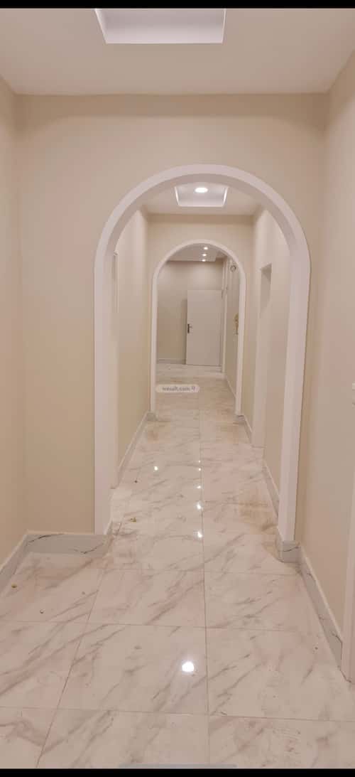7 bedroom apartment in Al Marwa 15