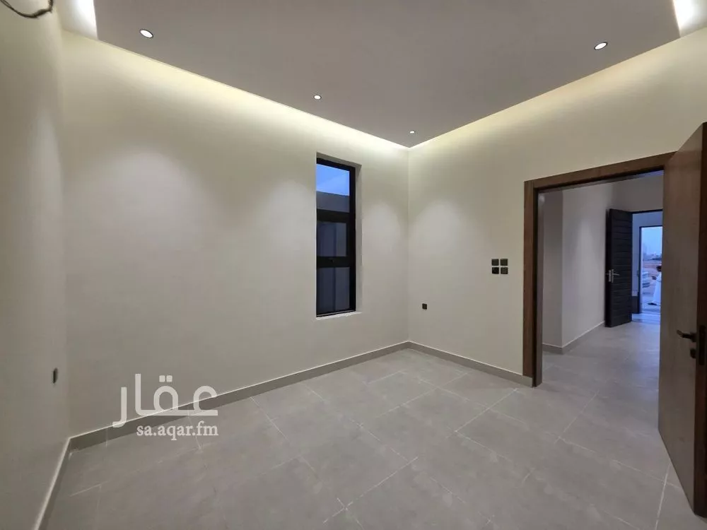 5 bedroom floor in Ash Sharq 9
