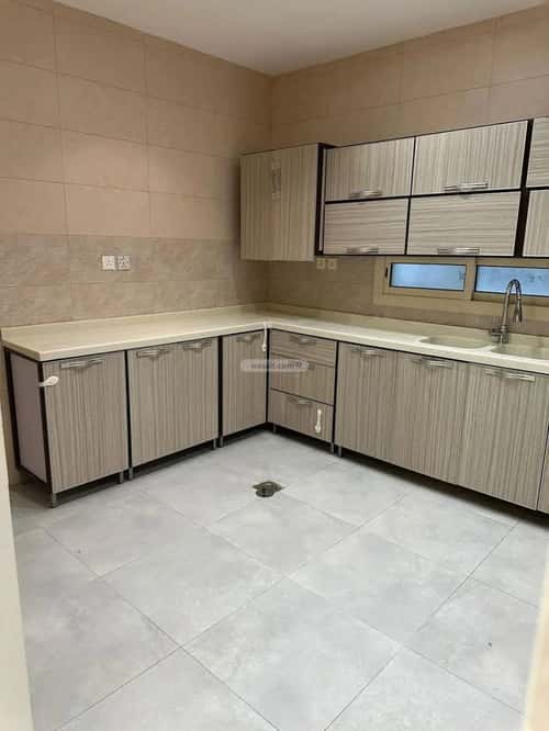 4 bedroom apartment in Az Zomorod 8