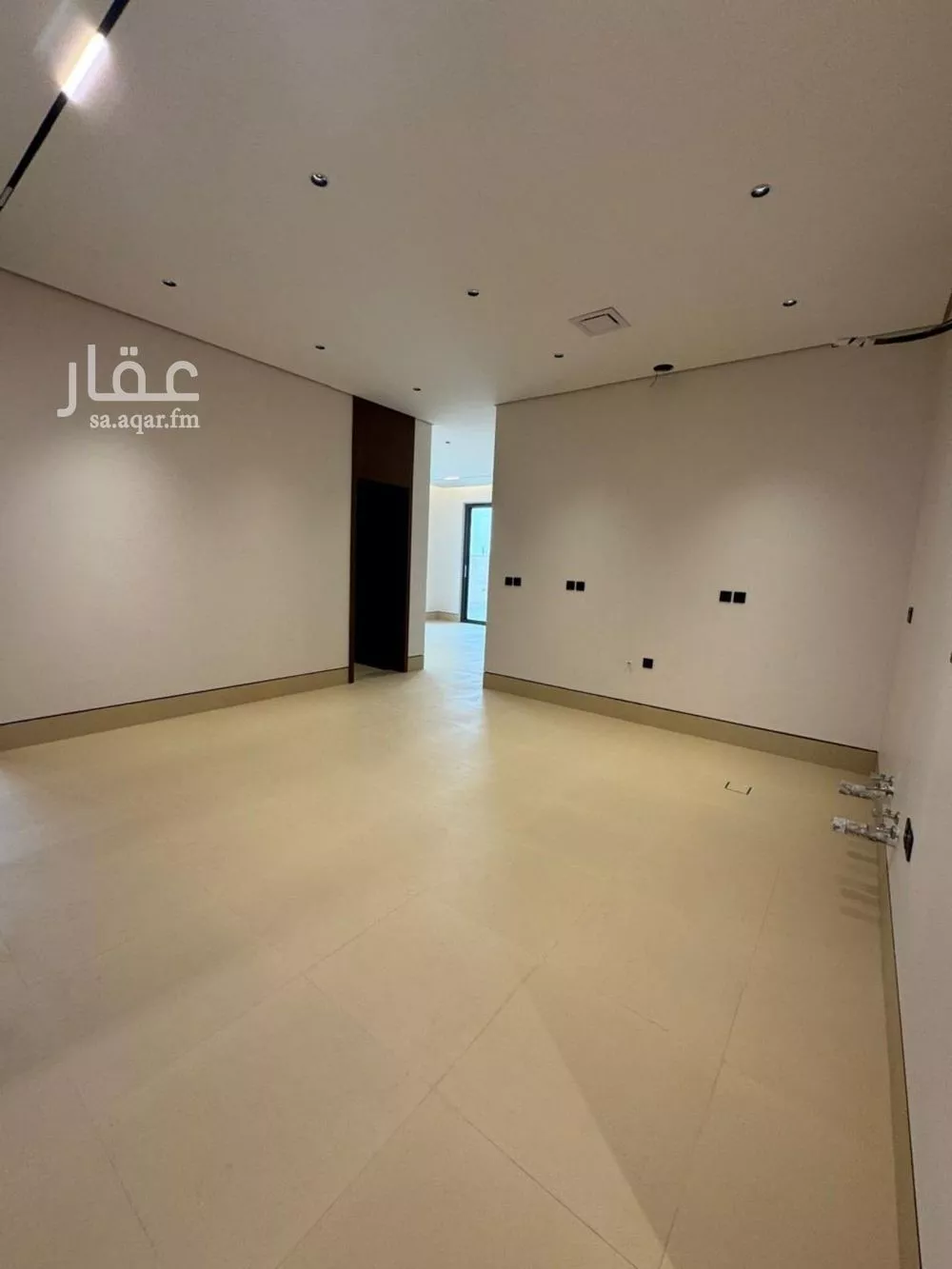 5 bedroom floor in Al Rimal 15