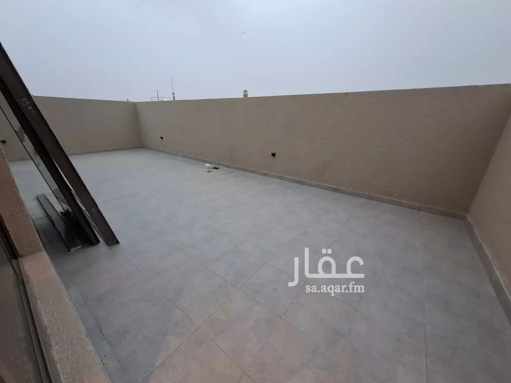 دور 5 غرف في غرناطة 12