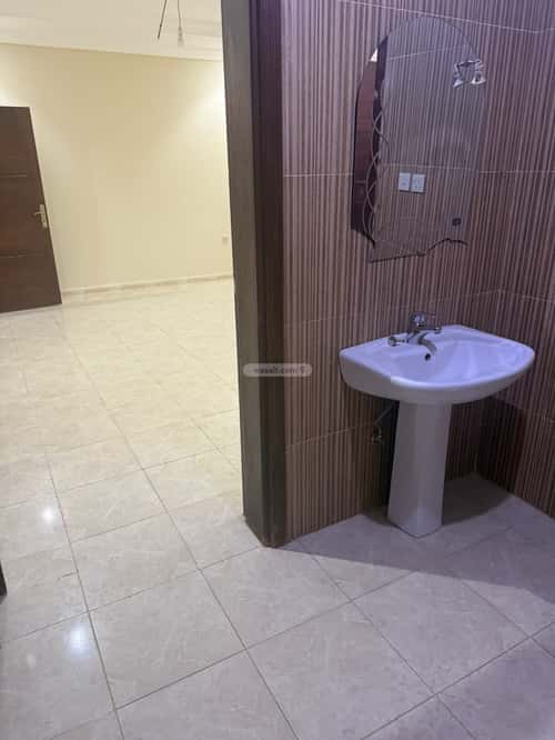 4 bedroom apartment in Al Bashaer, Jeddah 11