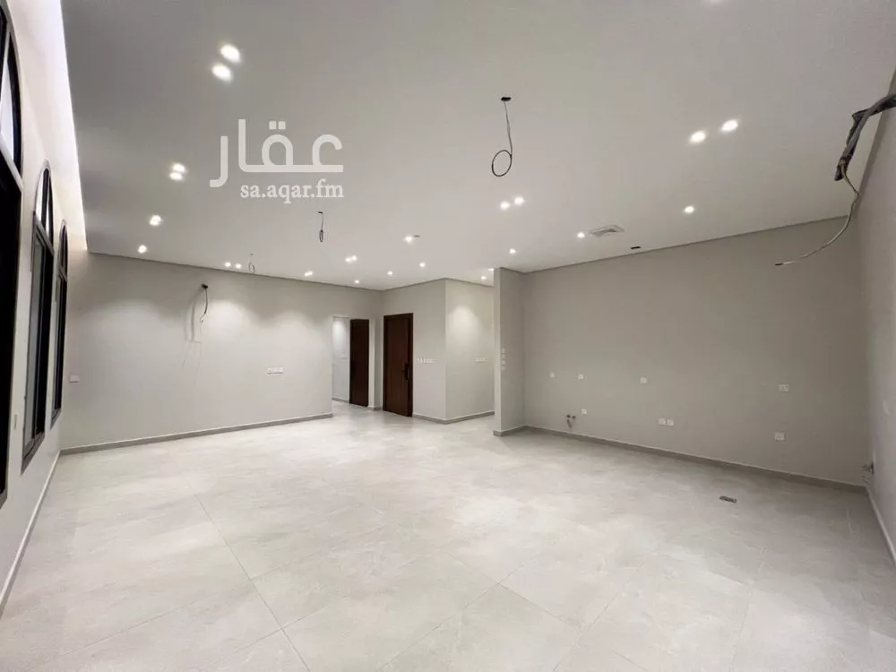 5 bedroom apartment in Al Rawdah 5