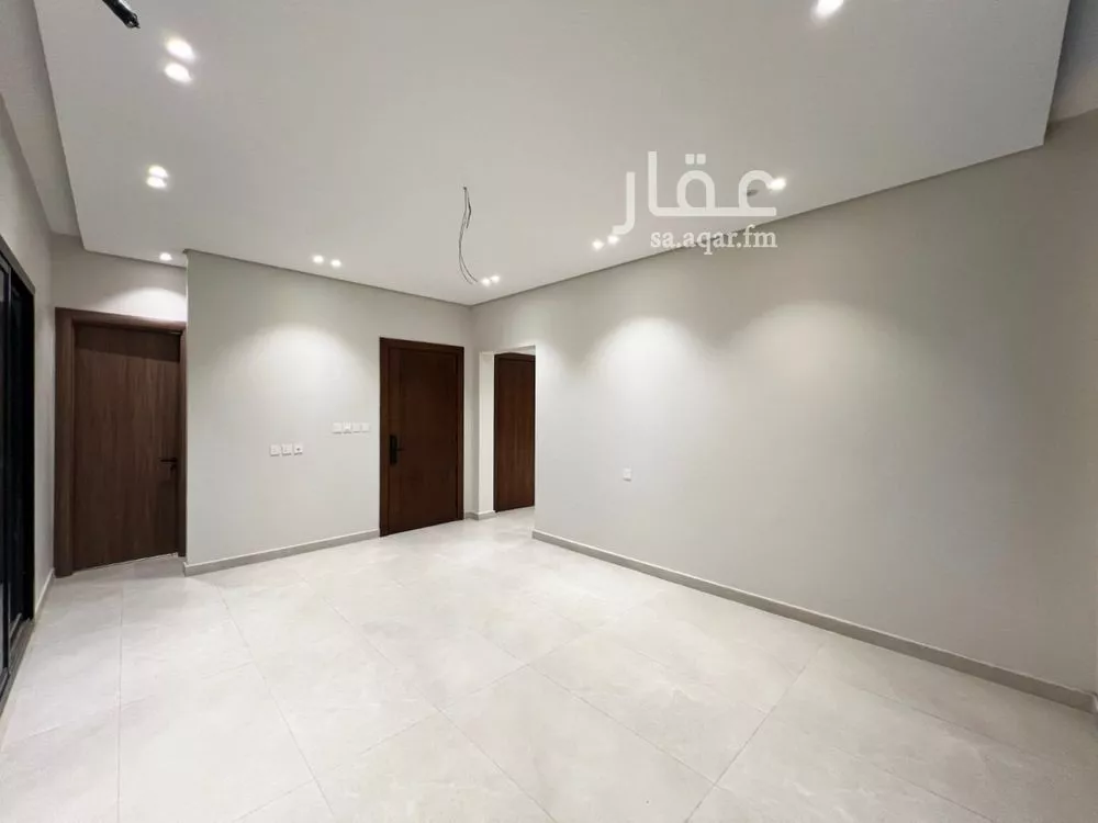 5 bedroom apartment in Al Rawdah 7