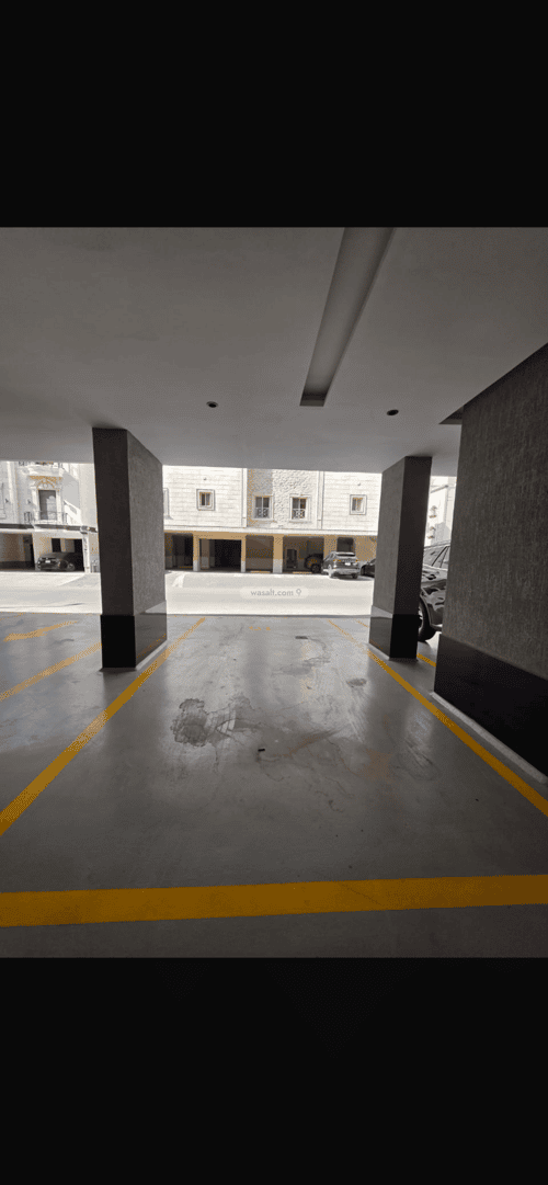 3 bedroom apartment in Al Rawdah 3