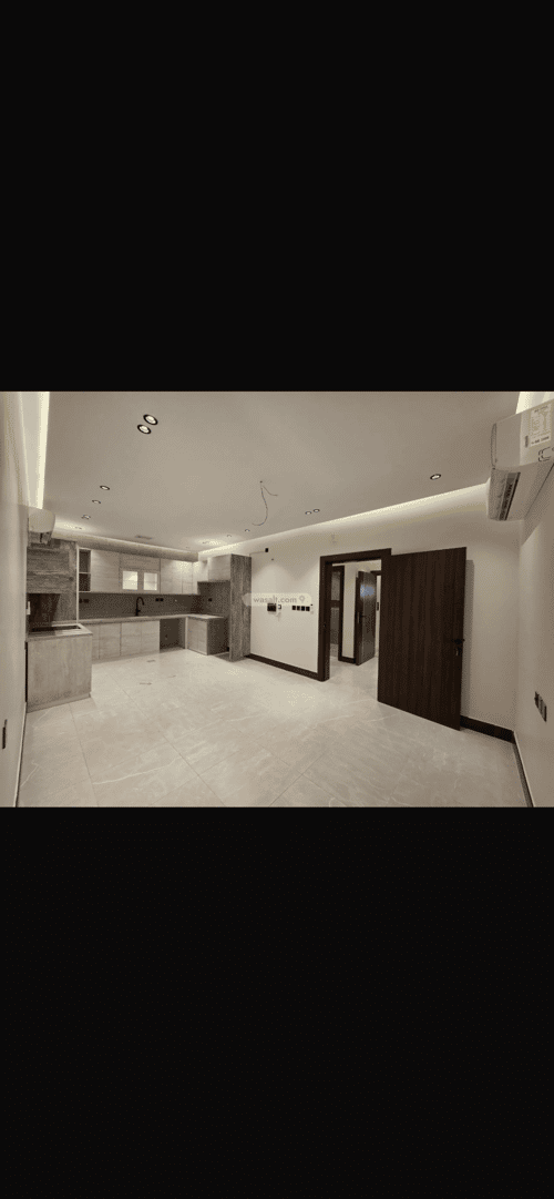 3 bedroom apartment in Al Rawdah 4