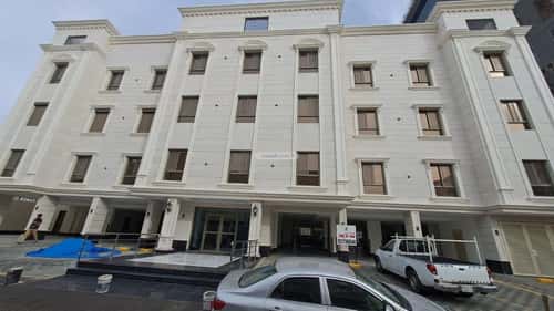 4 bedroom apartment in Al Shati 18