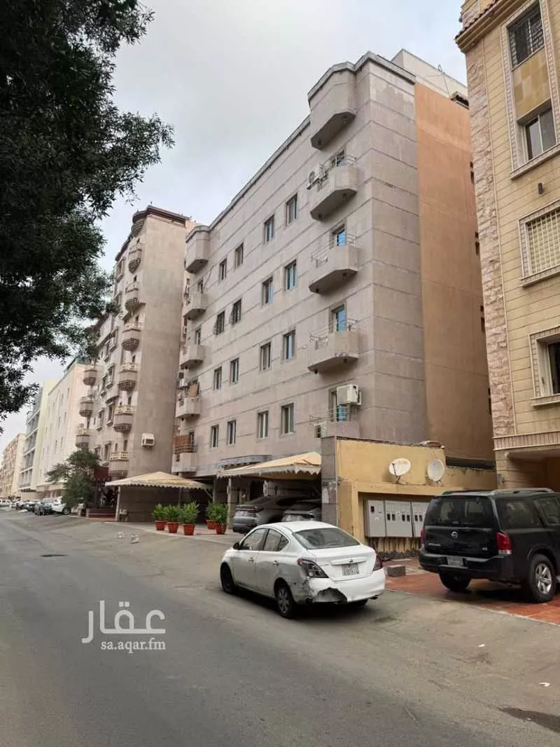 720 sqm building in Al Marwa 1