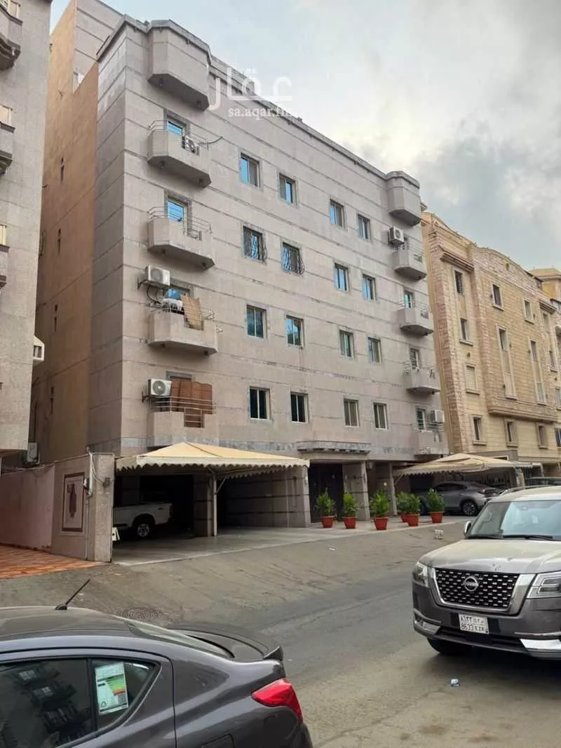 720 sqm building in Al Marwa 2