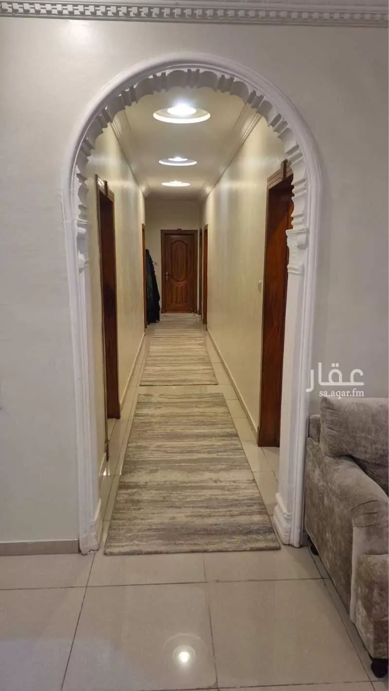 عمارة 720 م² في المروة 11