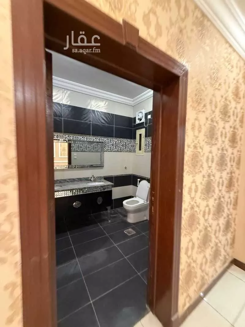 عمارة 720 م² في المروة 17