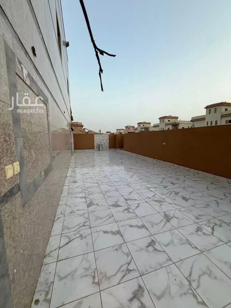 عمارة 720 م² في المروة 28
