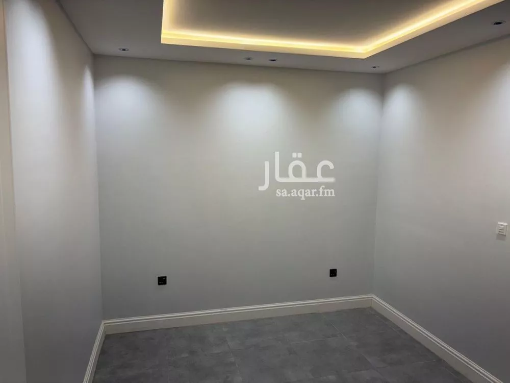 3 bedroom apartment in Al Rimal 6