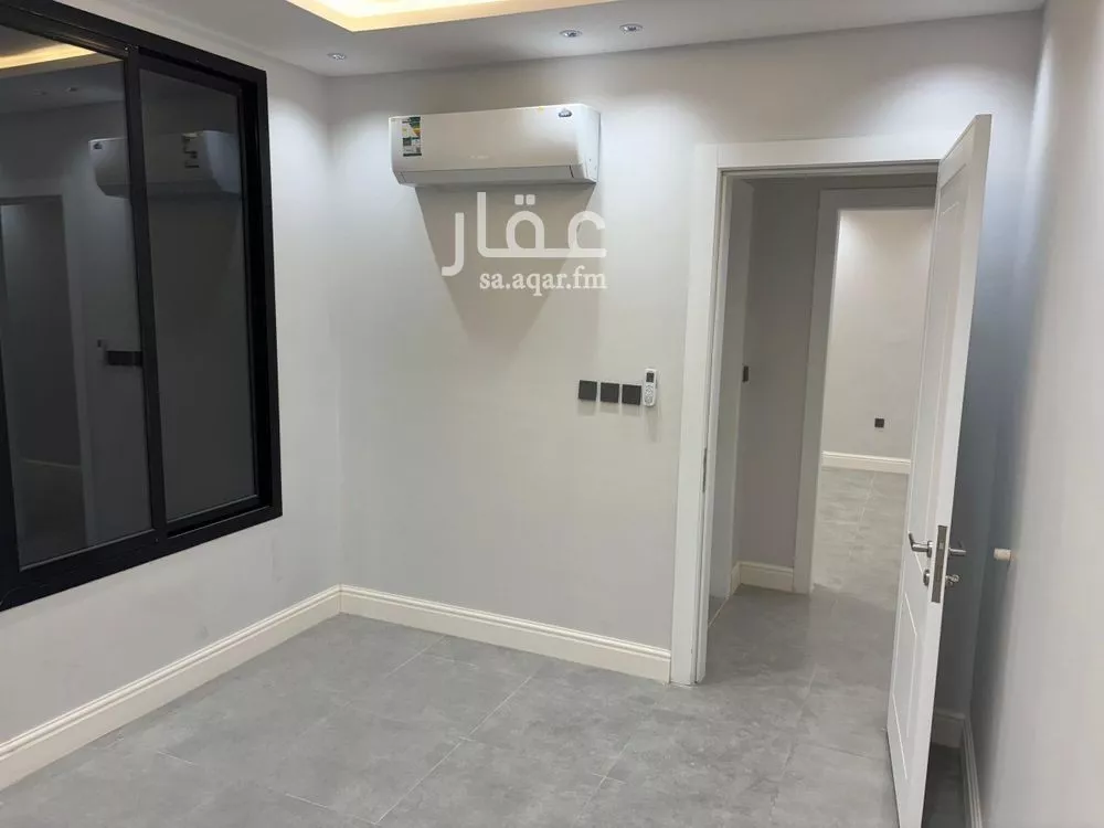 3 bedroom apartment in Al Rimal 8