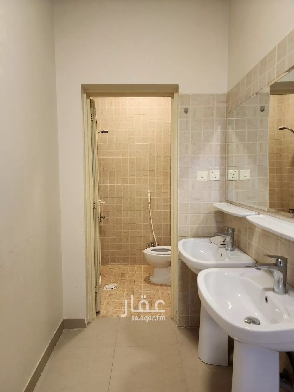 4 bedroom floor in Al Aqiq 7