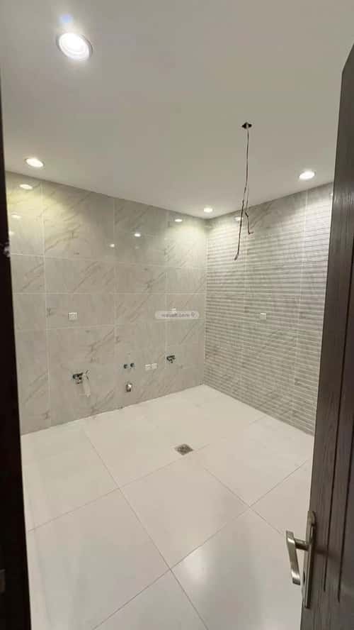 4 bedroom apartment in Al Wahah 6