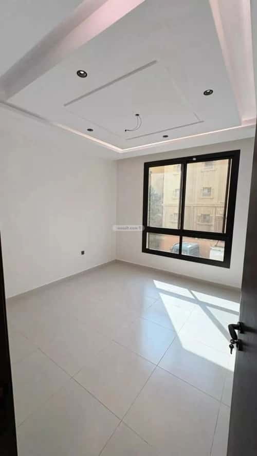 شقة 4 غرف في الريان 4