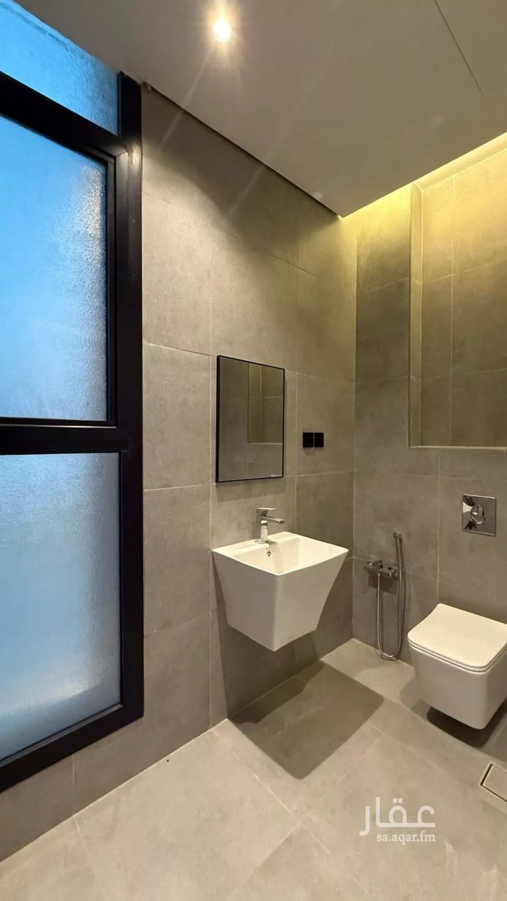 3 bedroom apartment in Al Narjis 5