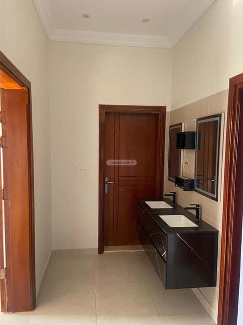 3 bedroom apartment in Jeddah 4