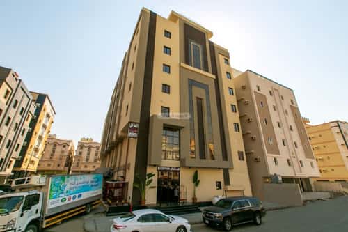 شقة 64 غرف في الروابي 4