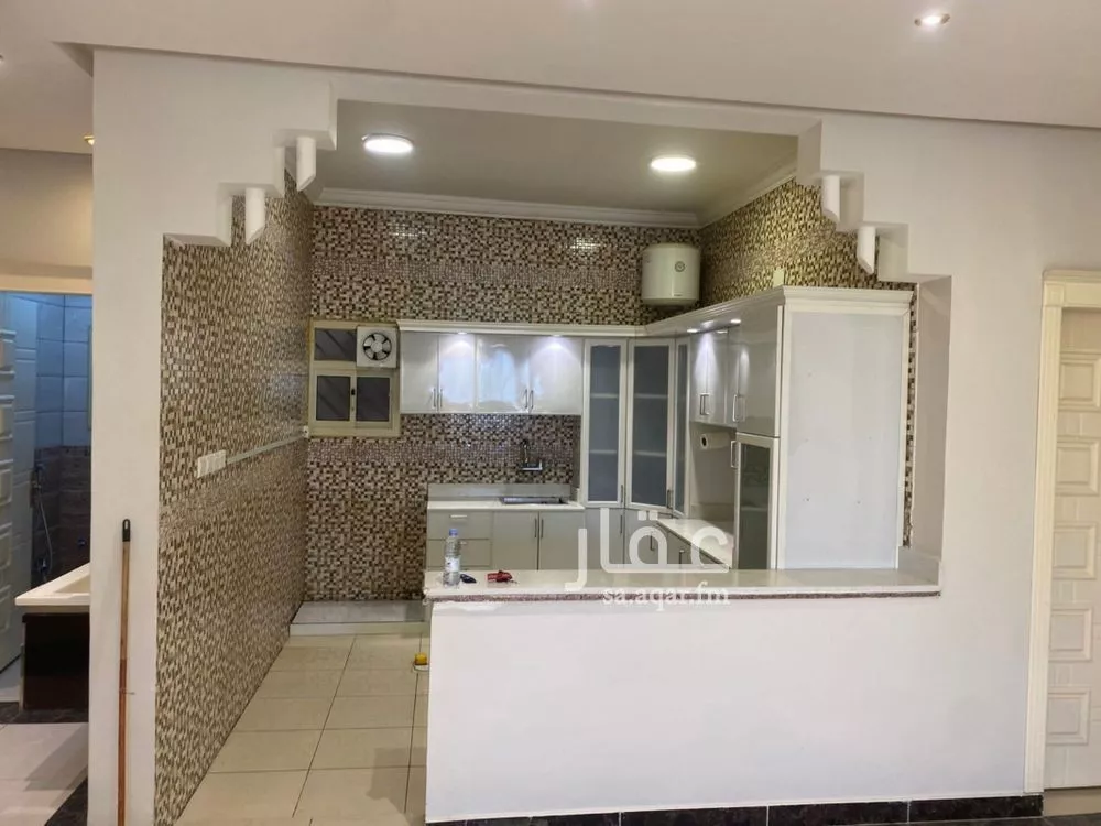3 bedroom apartment in Al Qairawan, Riyadh 6