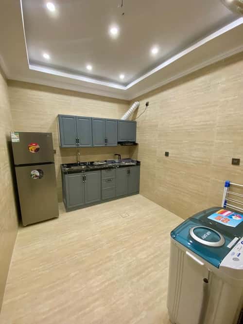 شقة  في النعيم 4