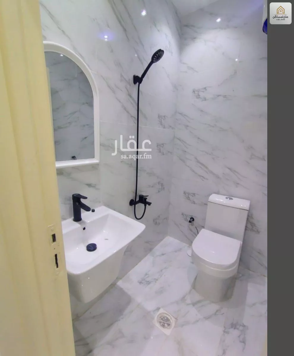 1 bedroom apartment in Ad Dhubbat 4