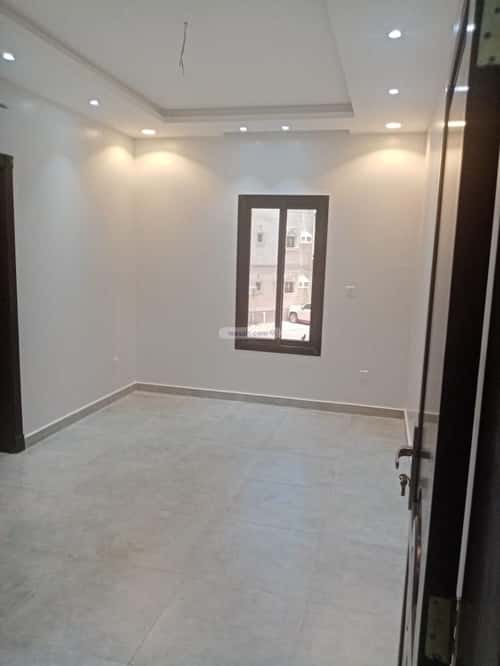 4 bedroom apartment in Al Rabwa, Jeddah 9