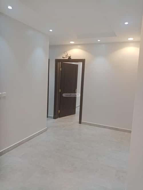 4 bedroom apartment in Al Rabwa, Jeddah 8