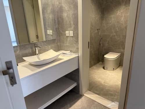 6 bedroom apartment in حكومي1 2