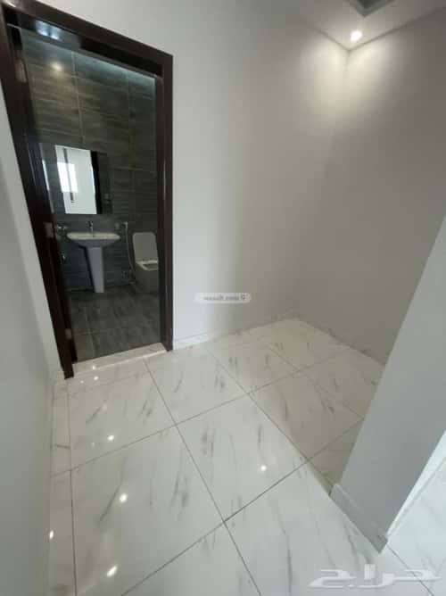 6 bedroom apartment in As Sawari 5