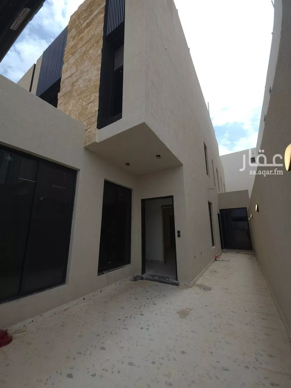 4 bedroom villa in Ash Sharq 13