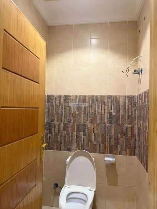 5 bedroom villa in Al Yaqout 13