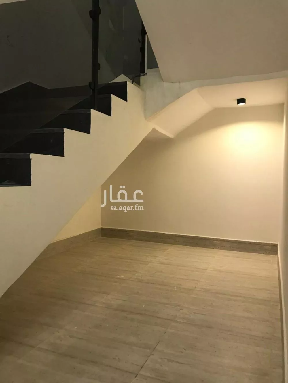 فيلا 7 غرف في طويق 3