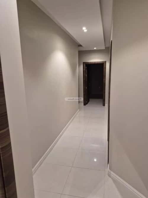 شقة 4 غرف في الصواري 3