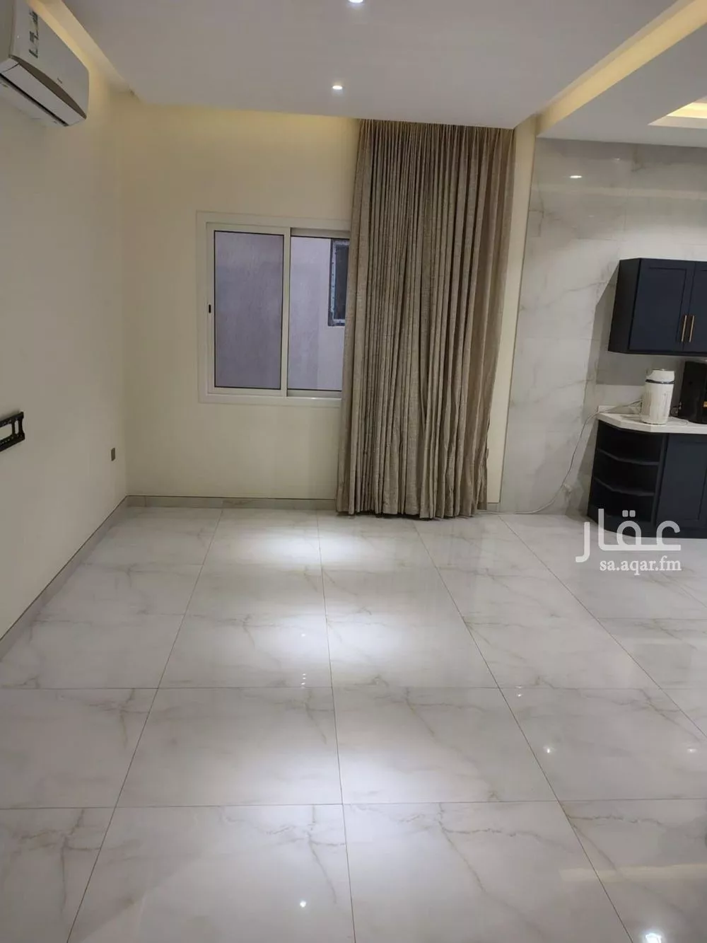 3 bedroom floor in Al Narjis 5