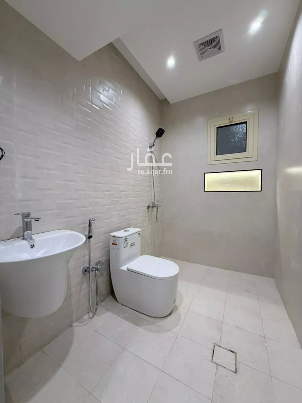 3 bedroom apartment in Qurtubah 10