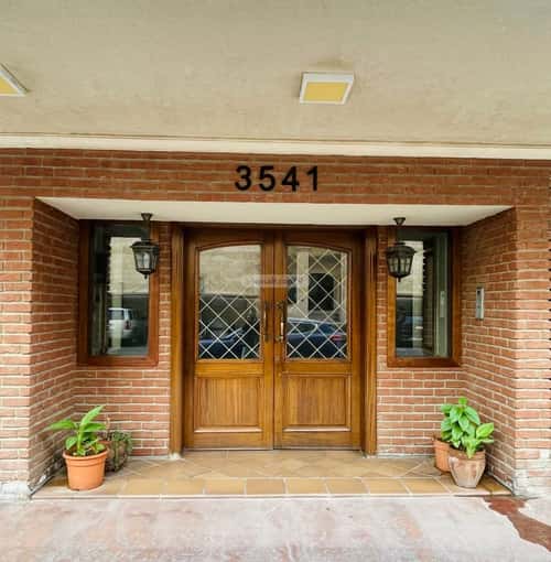 شقة 3 غرف في الروضة 5